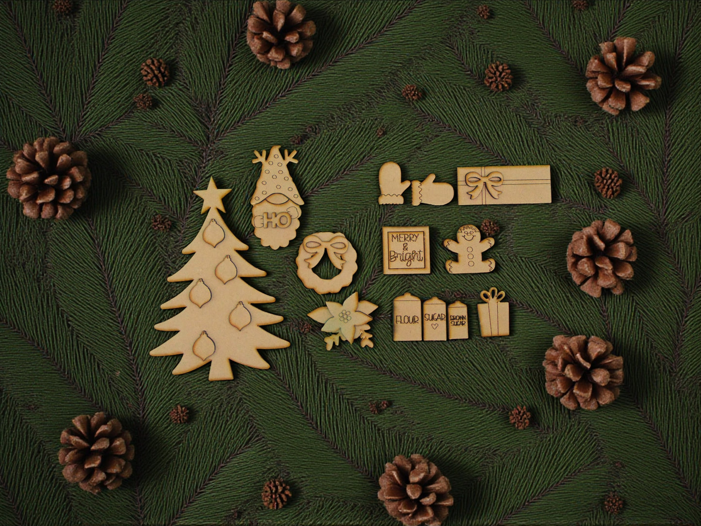 Christmas Hutch Shelf Sitter – Unfinished MDF Décor Set