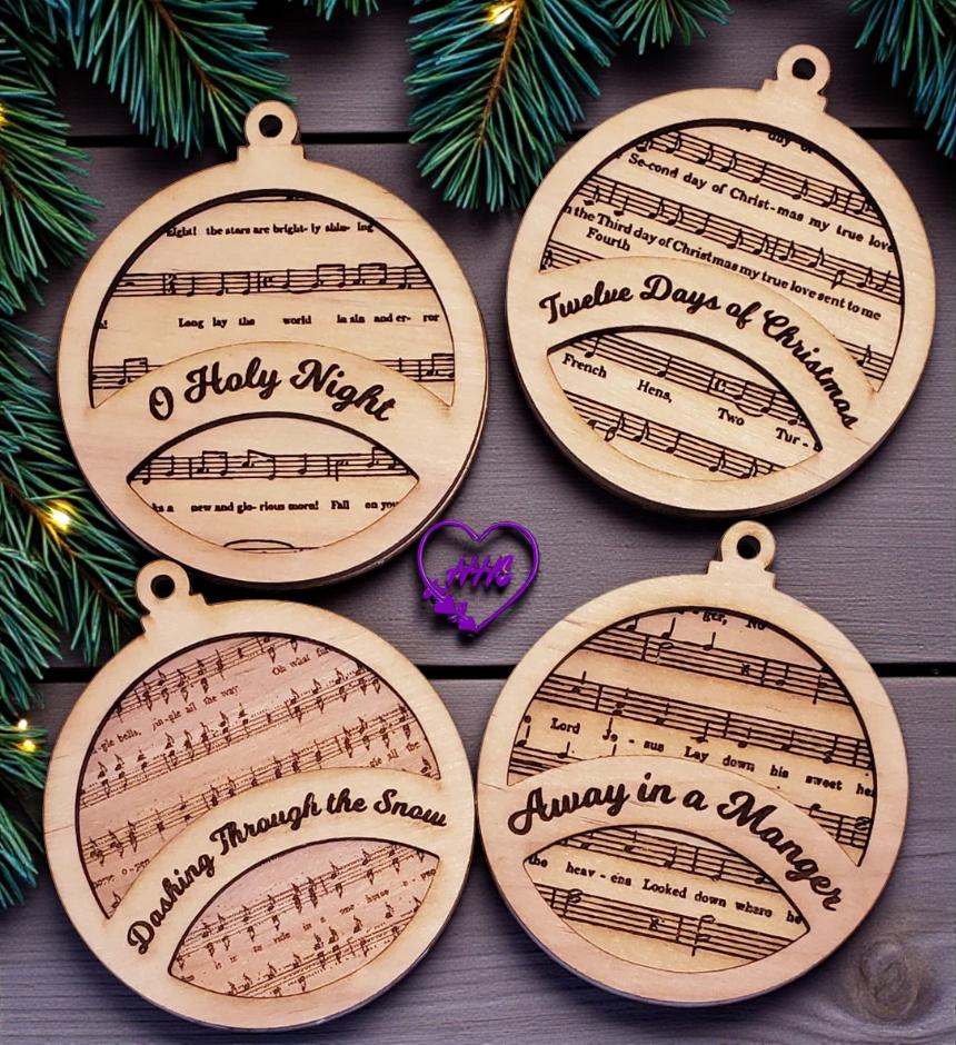 Round Christmas Hymn Ornament Set – Engraved Sheet Music Décor